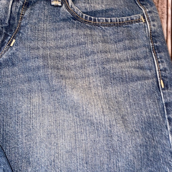 Old navy the flirt women’s jean shorts - Picture 3 of 10